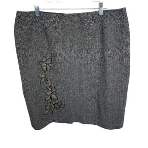 Nine West woman’s wool pencil skirt embellished beaded  size 14 business casual